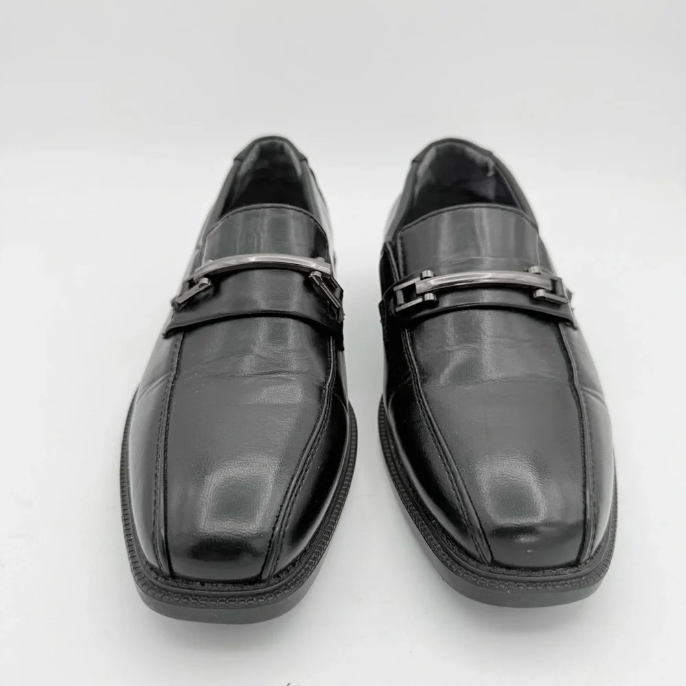 Tahari - Boys Haskell black faux leather slip on loafers metal detail shoes SZ 1